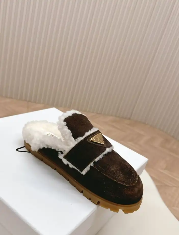 hype Prada Slippers