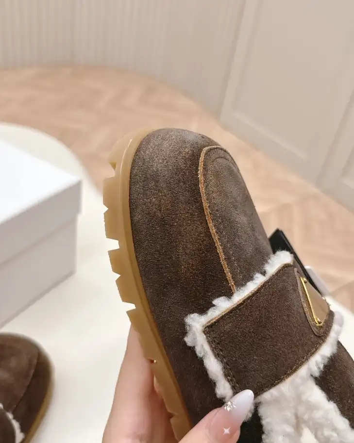 hype Prada Slippers