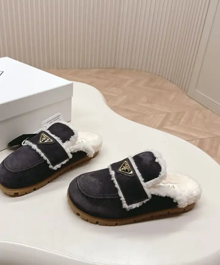 hype Prada Slippers