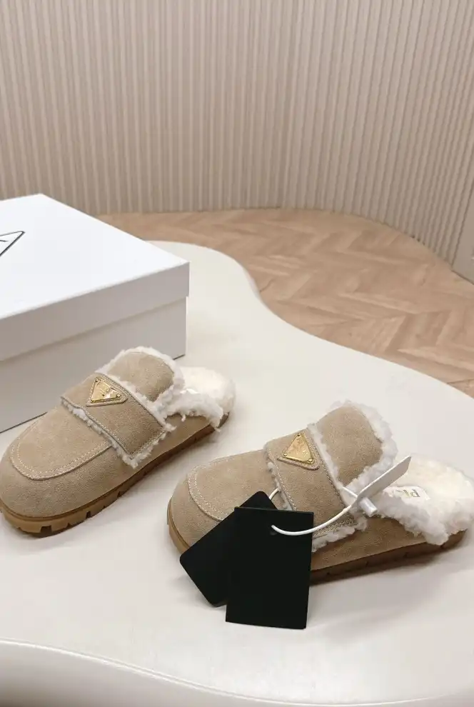 hype Prada Slippers