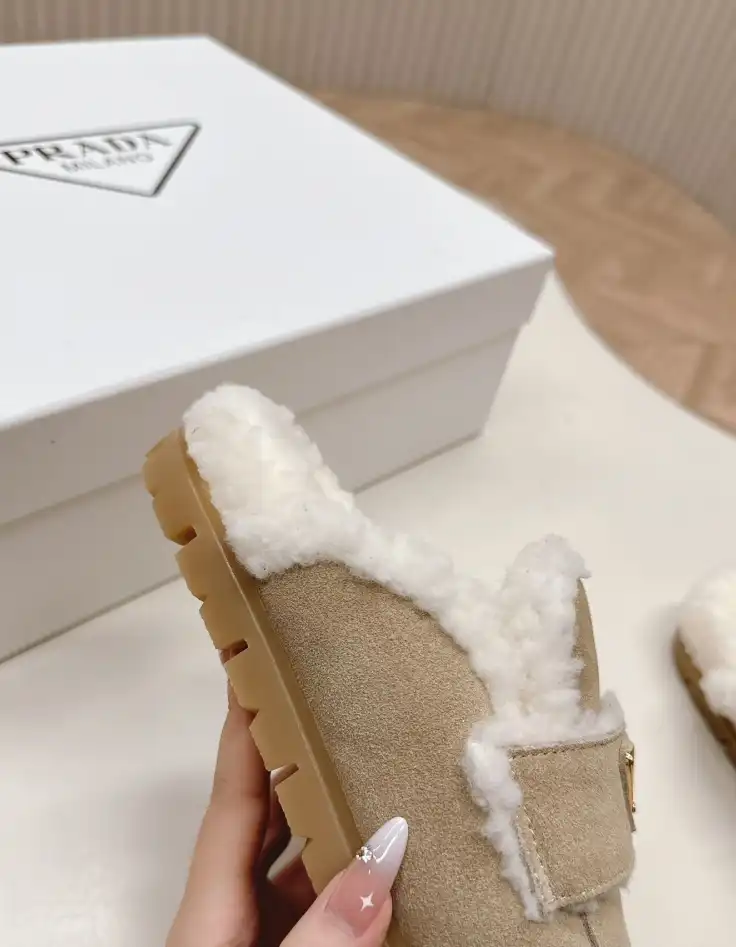 hype Prada Slippers