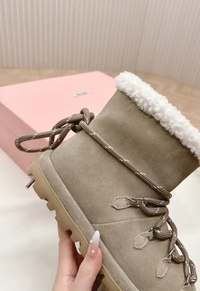 hype Miu Miu Boots