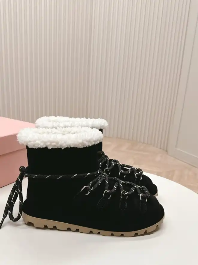 hype Miu Miu Boots