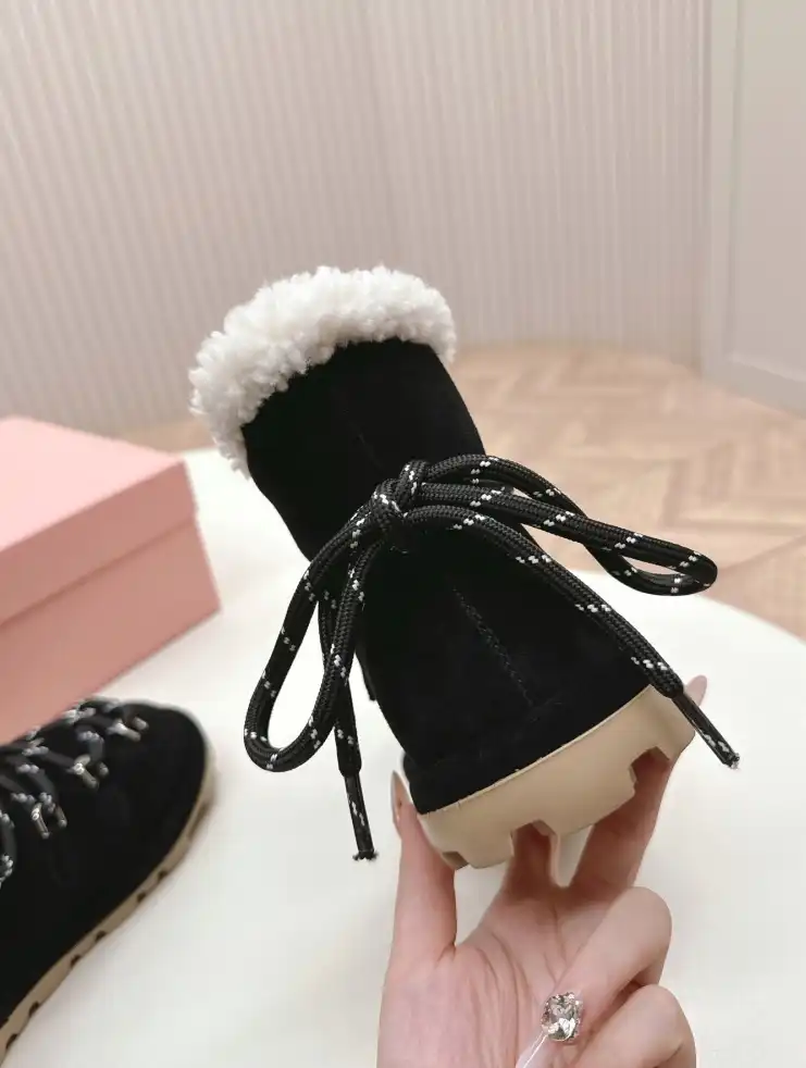 hype Miu Miu Boots