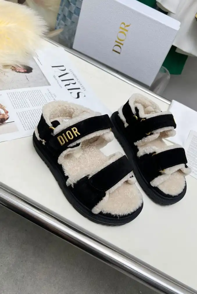 hype Christian Dior Sandals