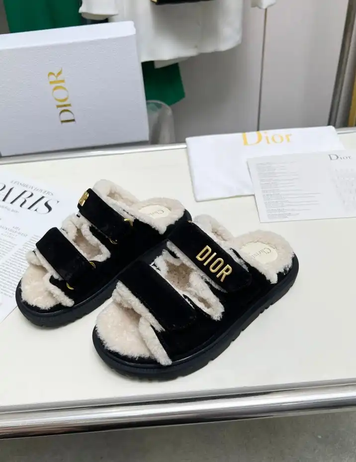 hype Christian Dior Sandals