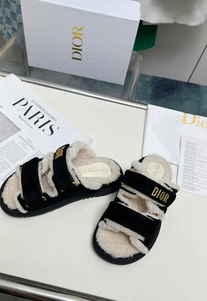 hype Christian Dior Sandals