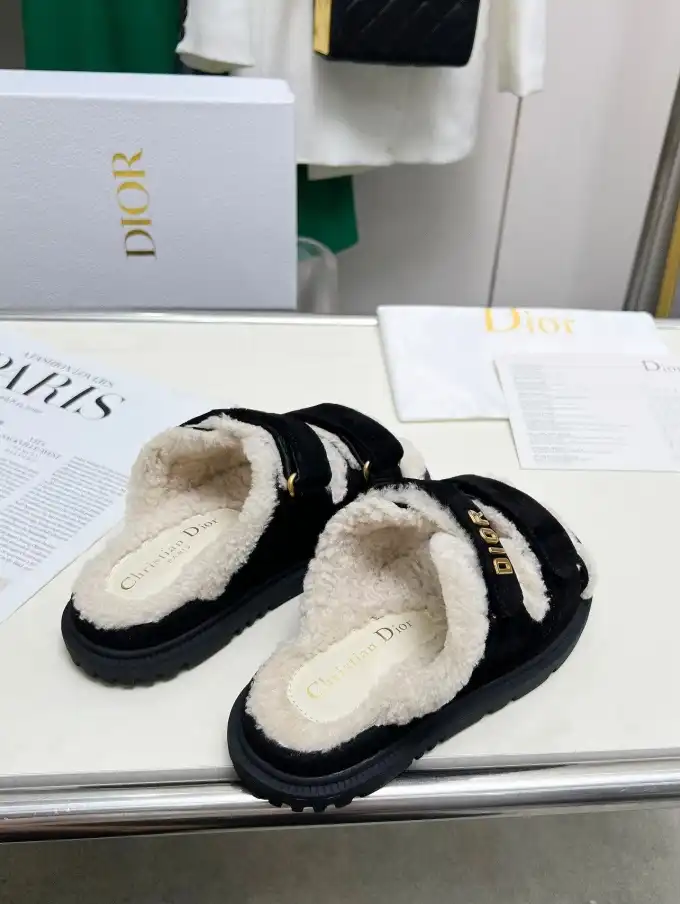 hype Christian Dior Sandals