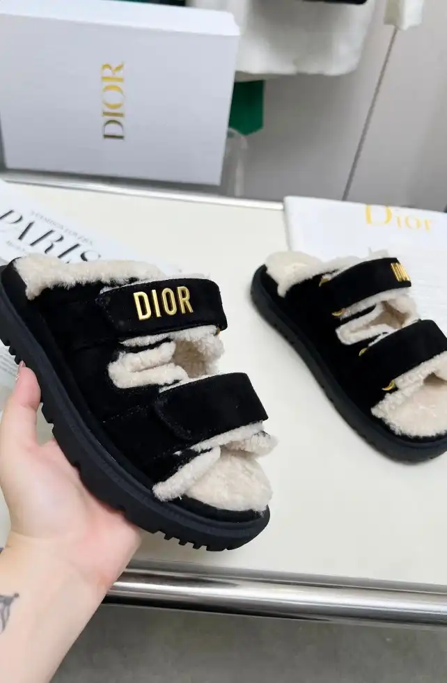 hype Christian Dior Sandals