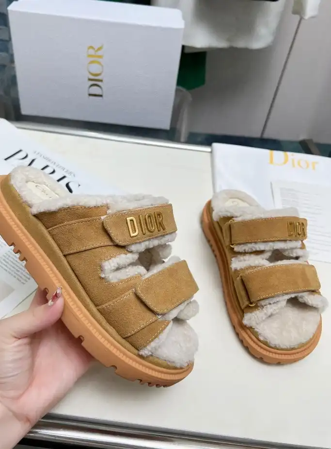 hype Christian Dior Sandals