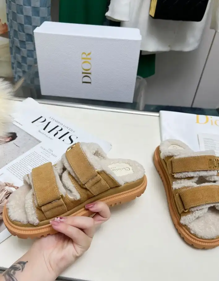 hype Christian Dior Sandals