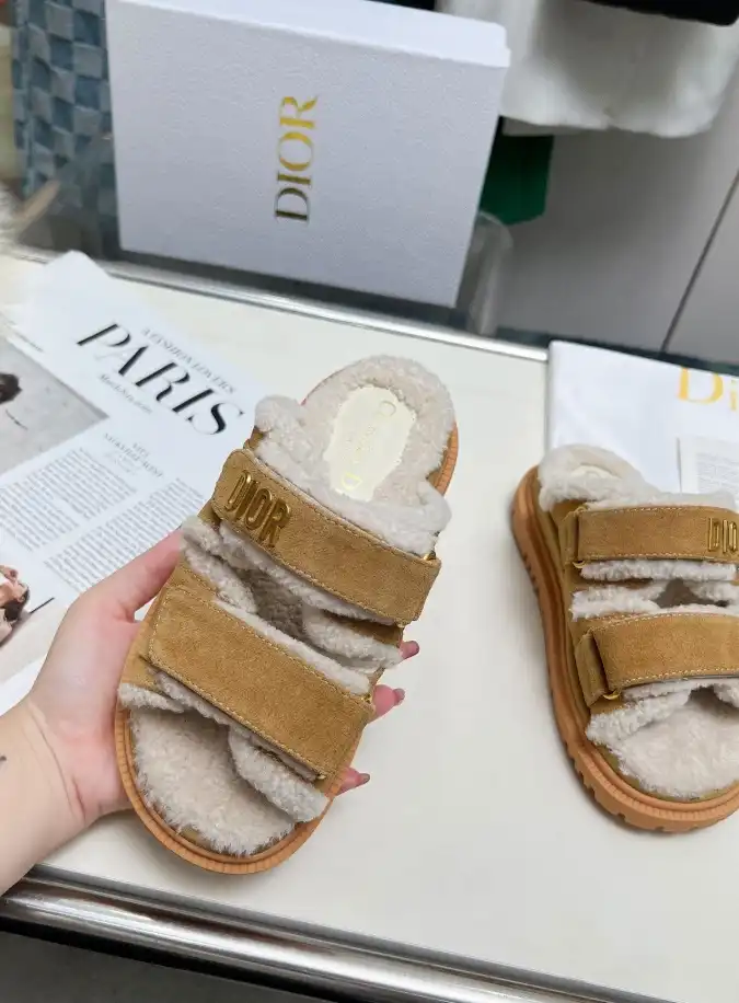 hype Christian Dior Sandals