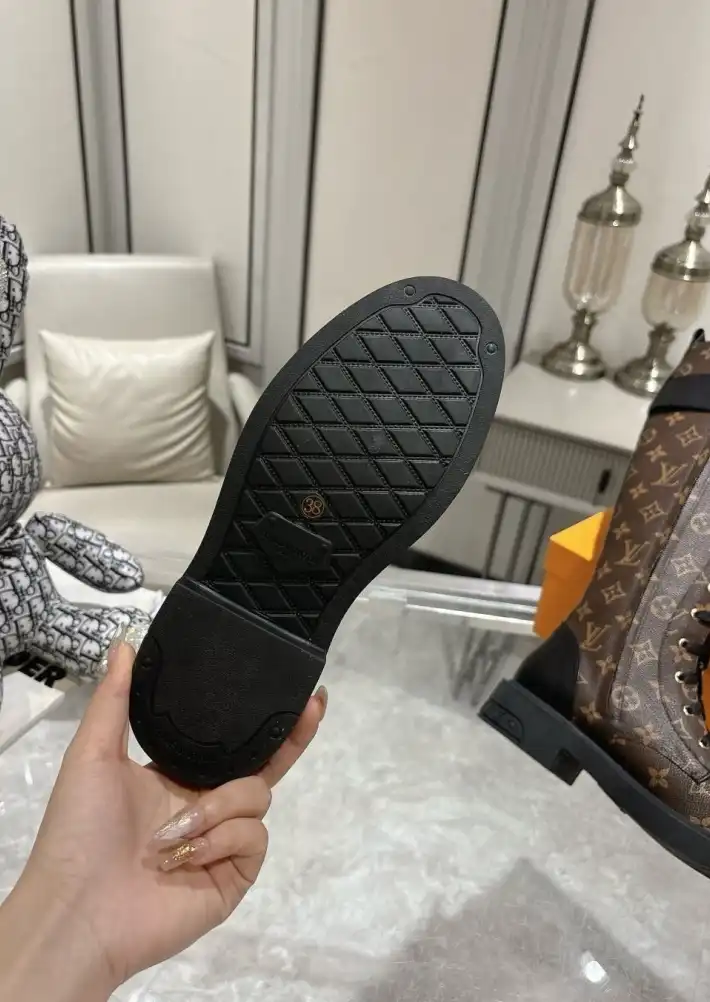 hype LV Boots