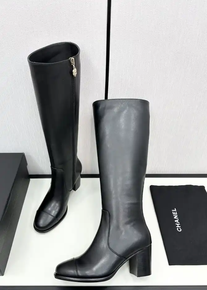 hype Chanel Boots