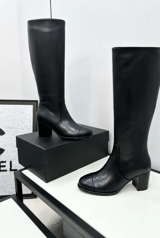 hype Chanel Boots