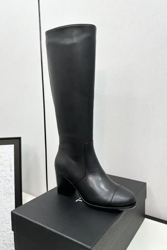 hype Chanel Boots