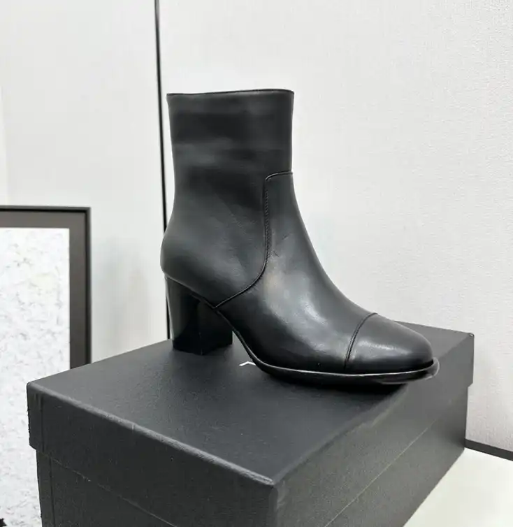 hype Chanel Boots