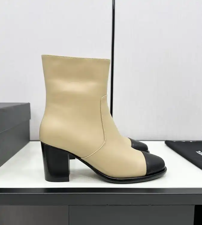 hype Chanel Boots