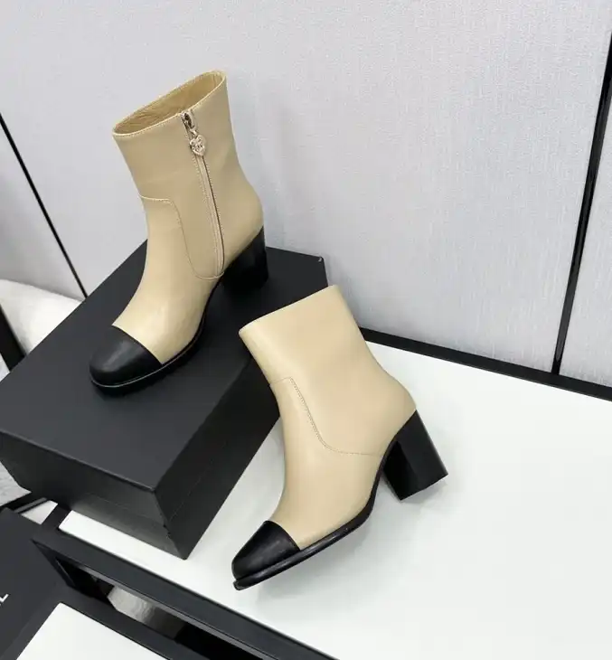 hype Chanel Boots