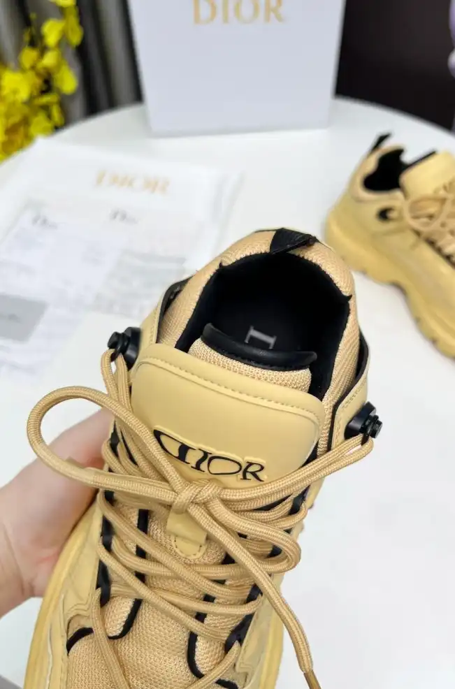 hype Christian Dior Sneakers