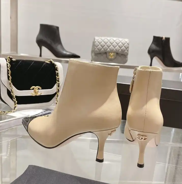 hype Chanel Boots