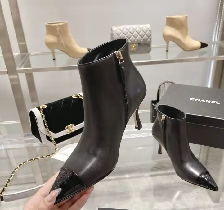 hype Chanel Boots