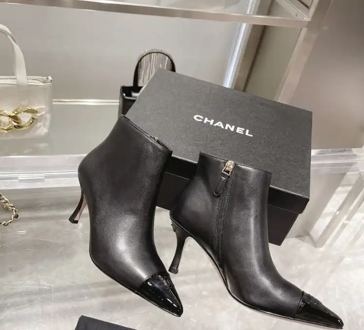 hype Chanel Boots