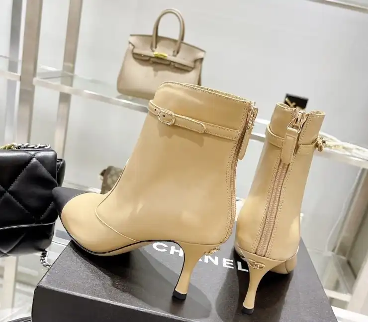 hype Chanel Boots