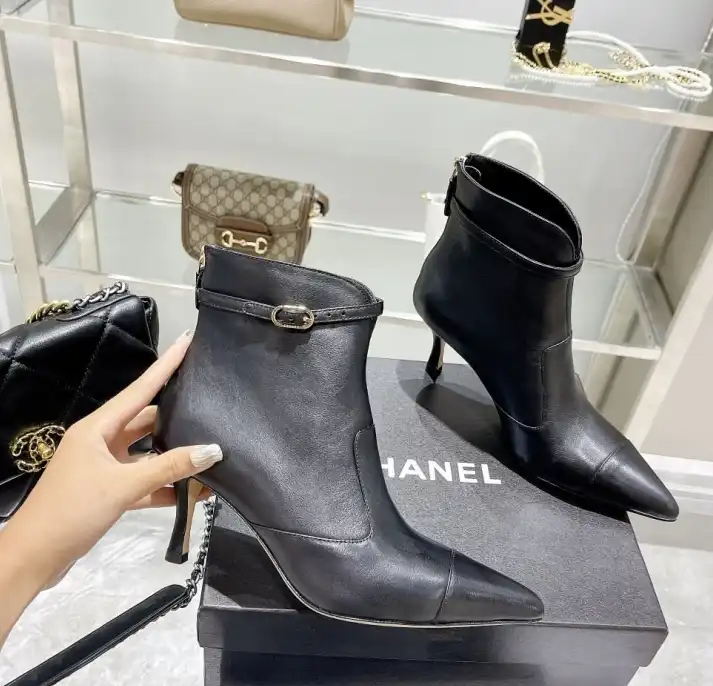 hype Chanel Boots