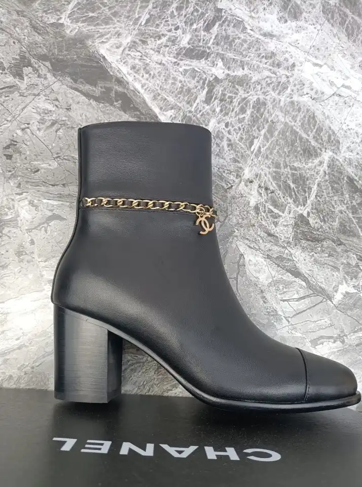 hype Chanel Boots