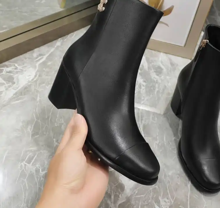 hype Chanel Boots