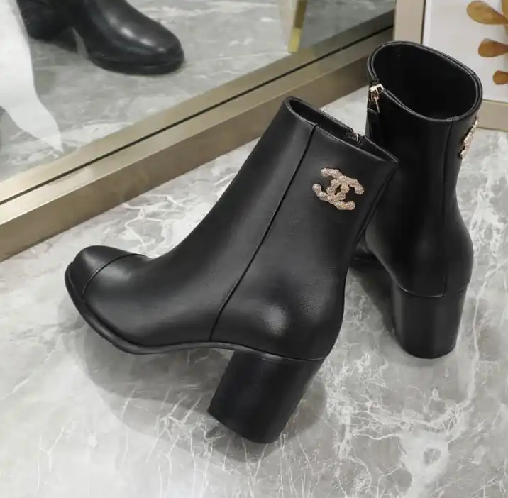 hype Chanel Boots