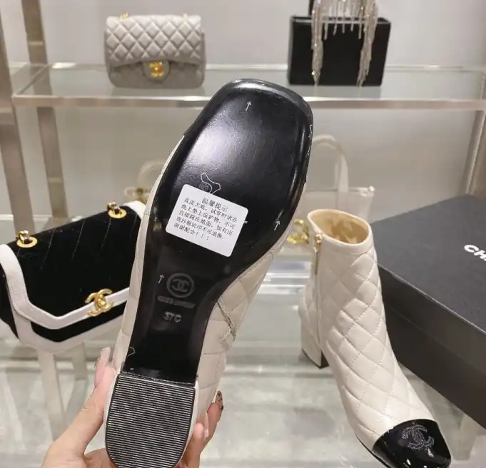 hype Chanel Boots