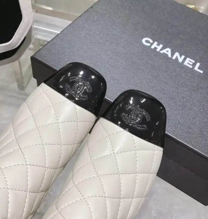 hype Chanel Boots