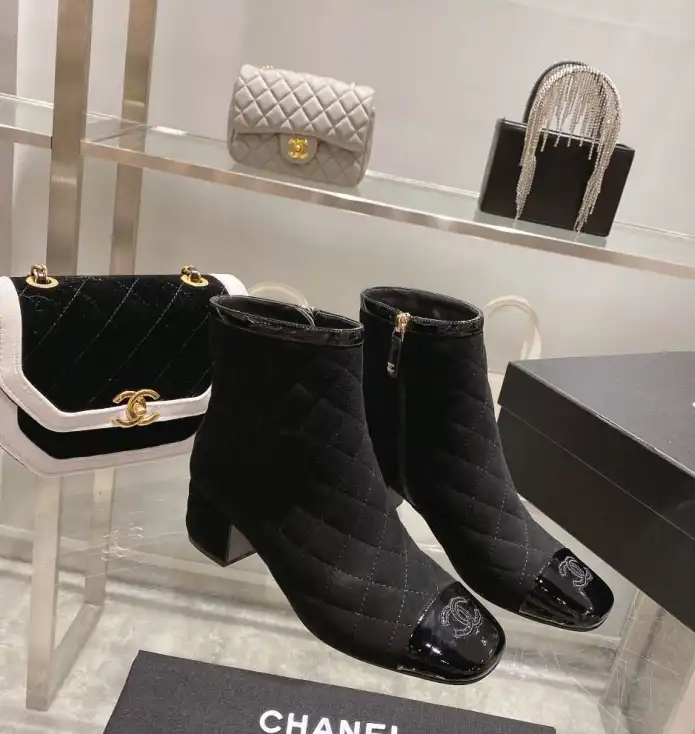 hype Chanel Boots