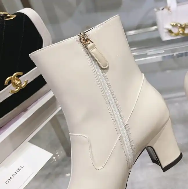 hype Chanel Boots