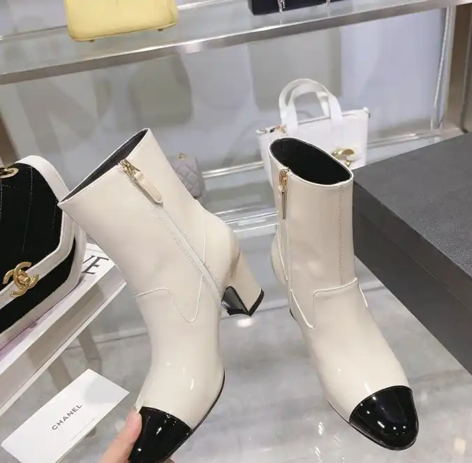 hype Chanel Boots