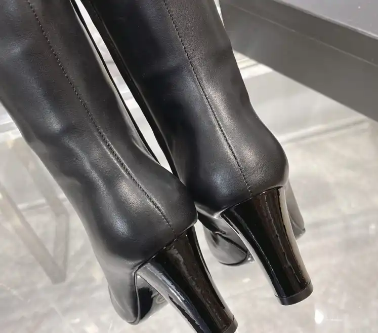 hype Chanel Boots