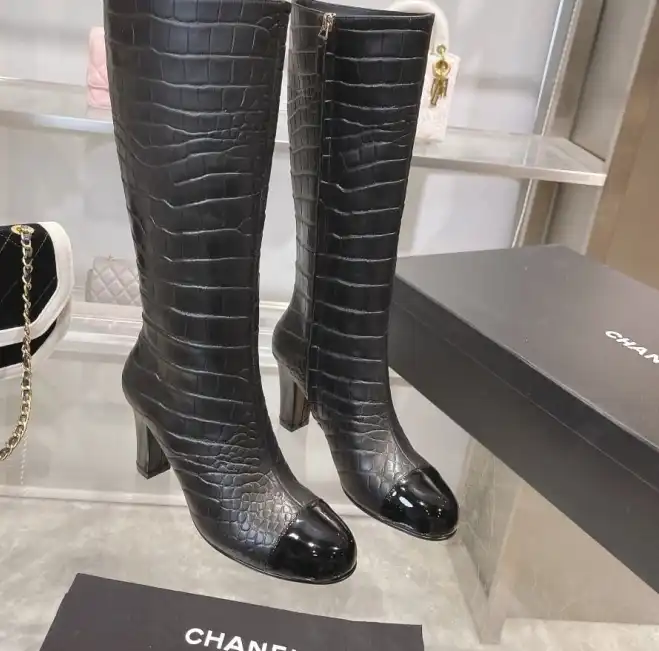 hype Chanel Boots