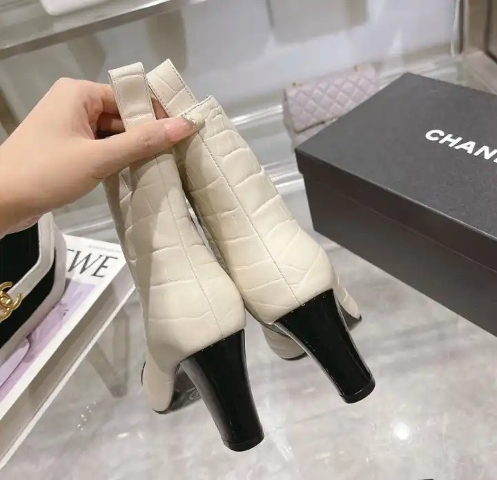 hype Chanel Boots