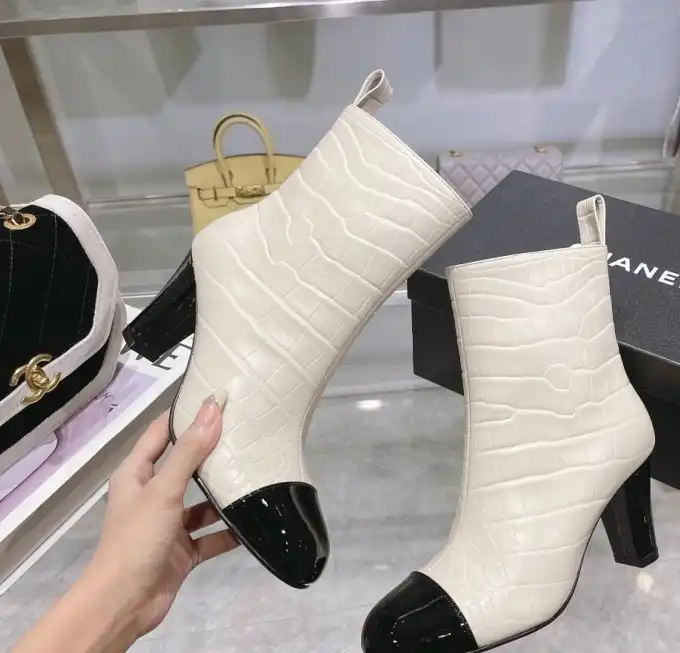 hype Chanel Boots