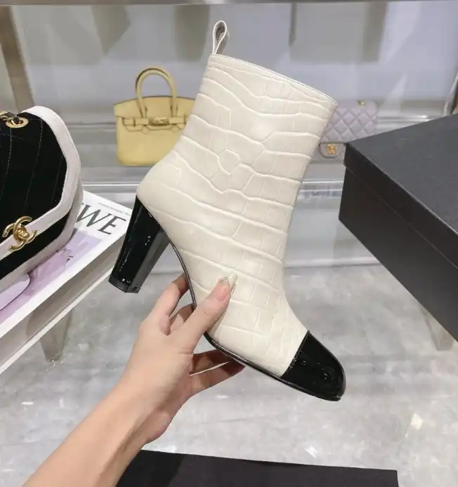 hype Chanel Boots