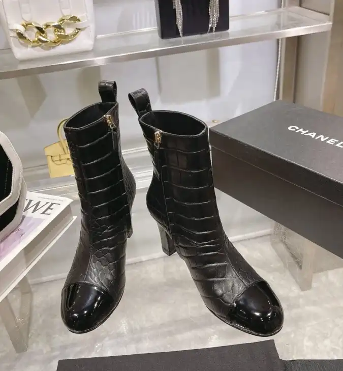 hype Chanel Boots