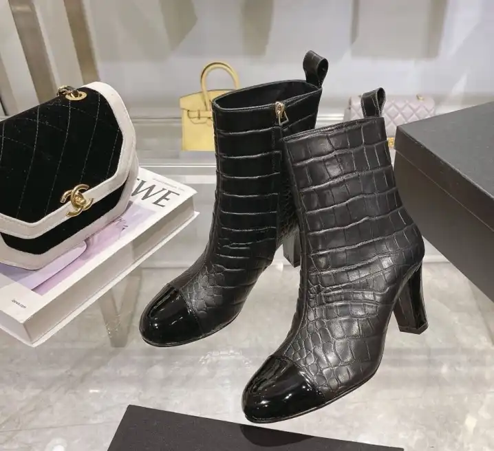 hype Chanel Boots