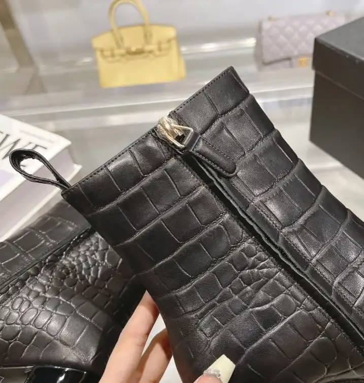 hype Chanel Boots