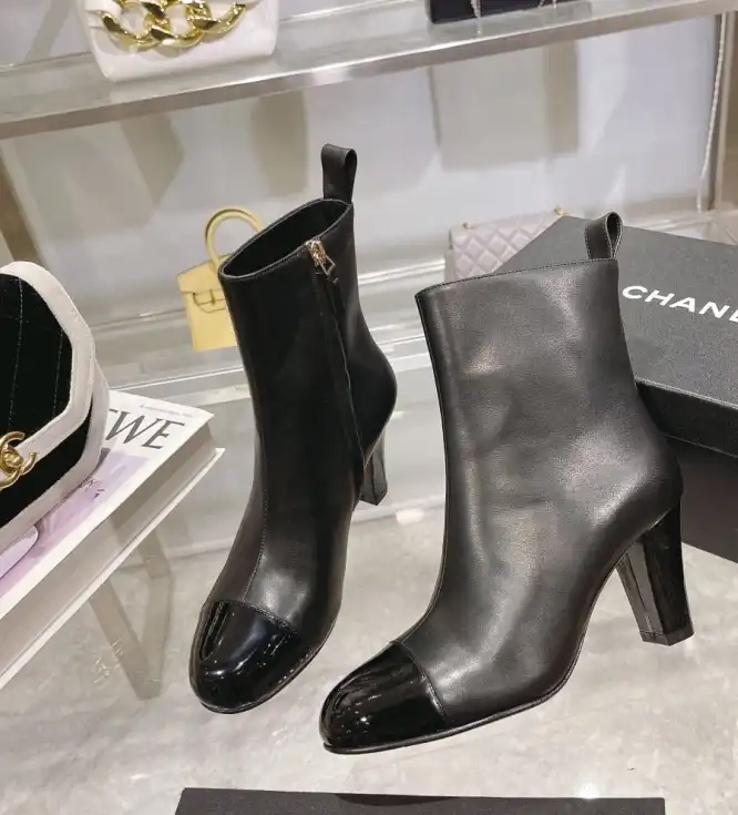 hype Chanel Boots