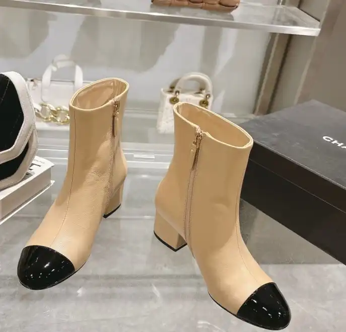 hype Chanel Boots