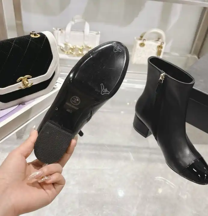 hype Chanel Boots