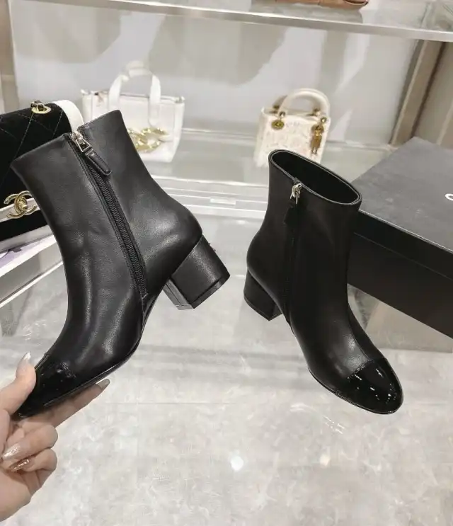 hype Chanel Boots