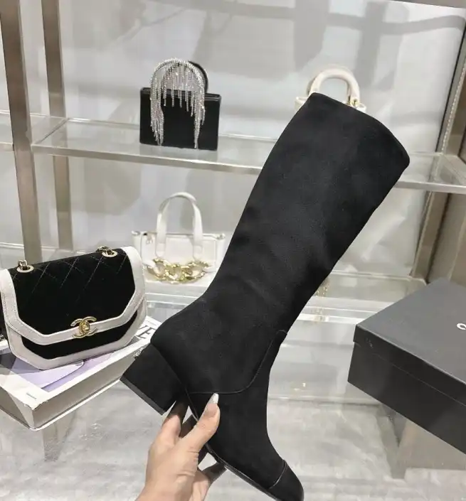 hype Chanel Boots